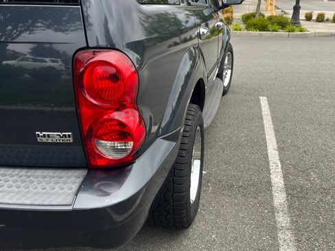 Used 2007 Dodge Durango SLT AWD/4WD image 4