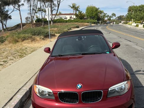Used 2012 BMW 128i Convertible image 8