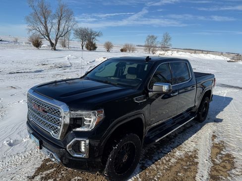 Used 2019 GMC Sierra 1500 Denali w/ Technology Package image 5