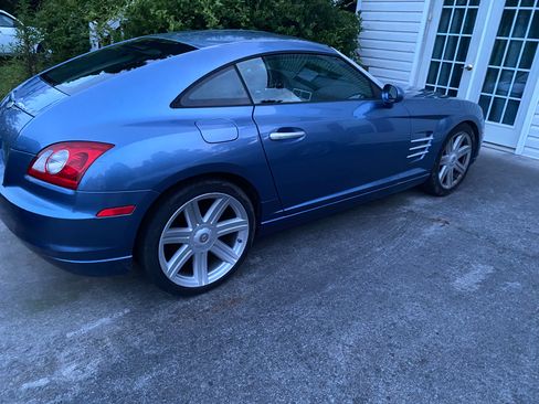 Used 2005 Chrysler Crossfire Limited image 8