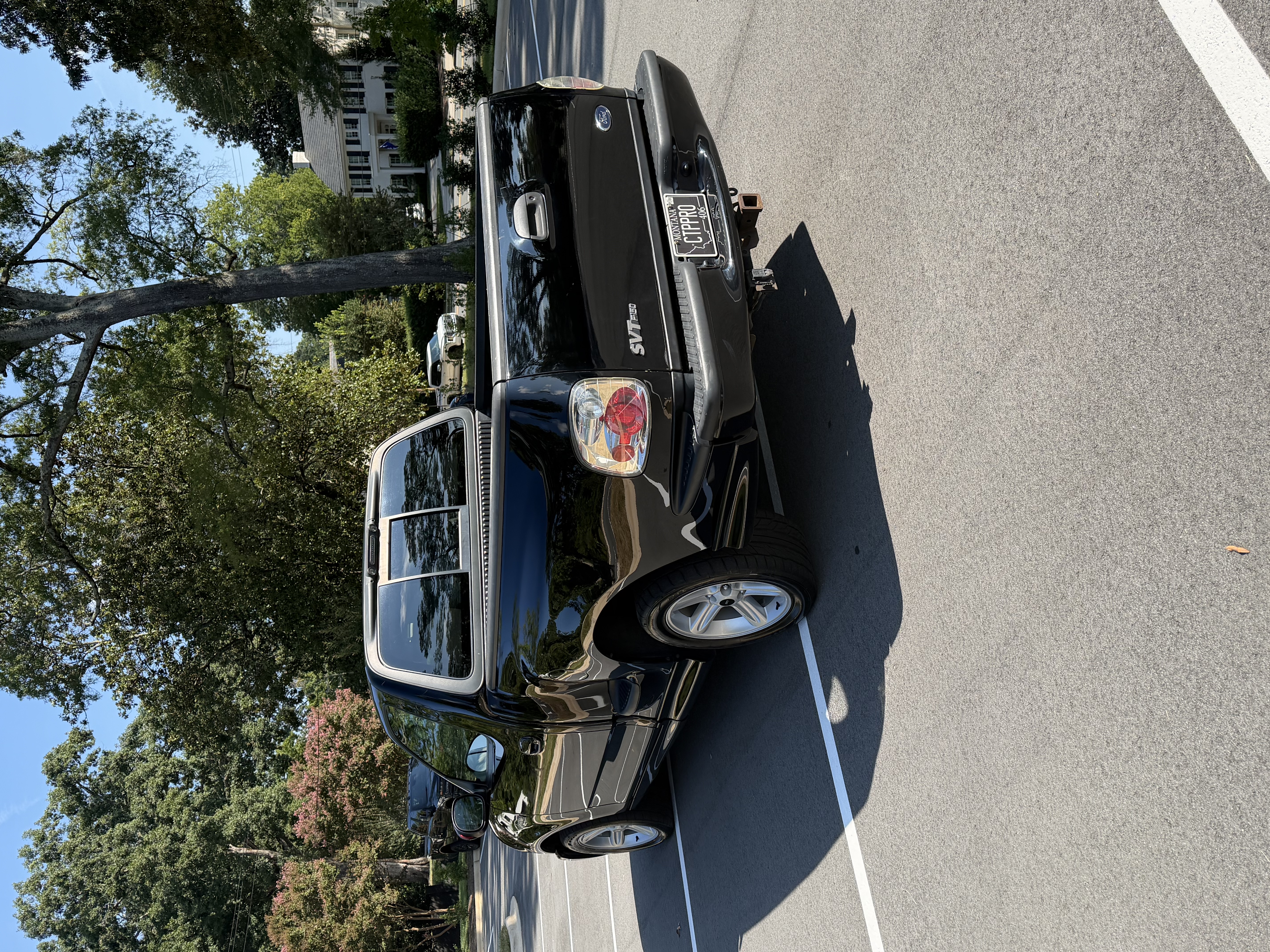 Used 2003 Ford F150 Lightning RWD image 4