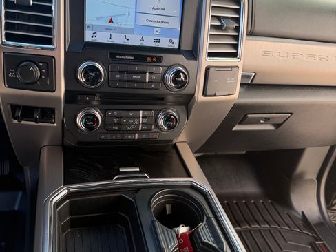 Used 2018 Ford F350 Platinum w/ Platinum Ultimate Package image 15