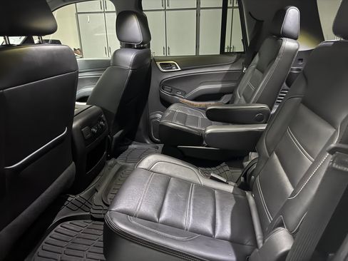 Used 2020 GMC Yukon Denali RWD image 8