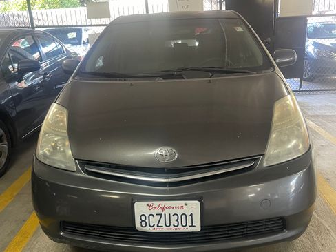 Used 2007 Toyota Prius Touring FWD image 1