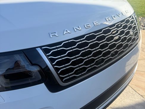 Used 2019 Land Rover Range Rover HSE image 4