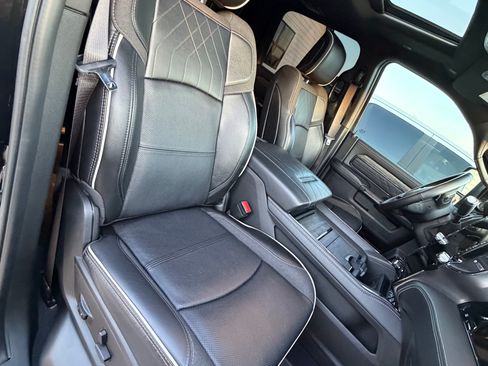 Used 2025 RAM 3500 Limited AWD/4WD image 21