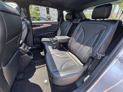 Used 2017 Lincoln MKX Reserve w/ Cargo Utility Package AWD/4WD image 15