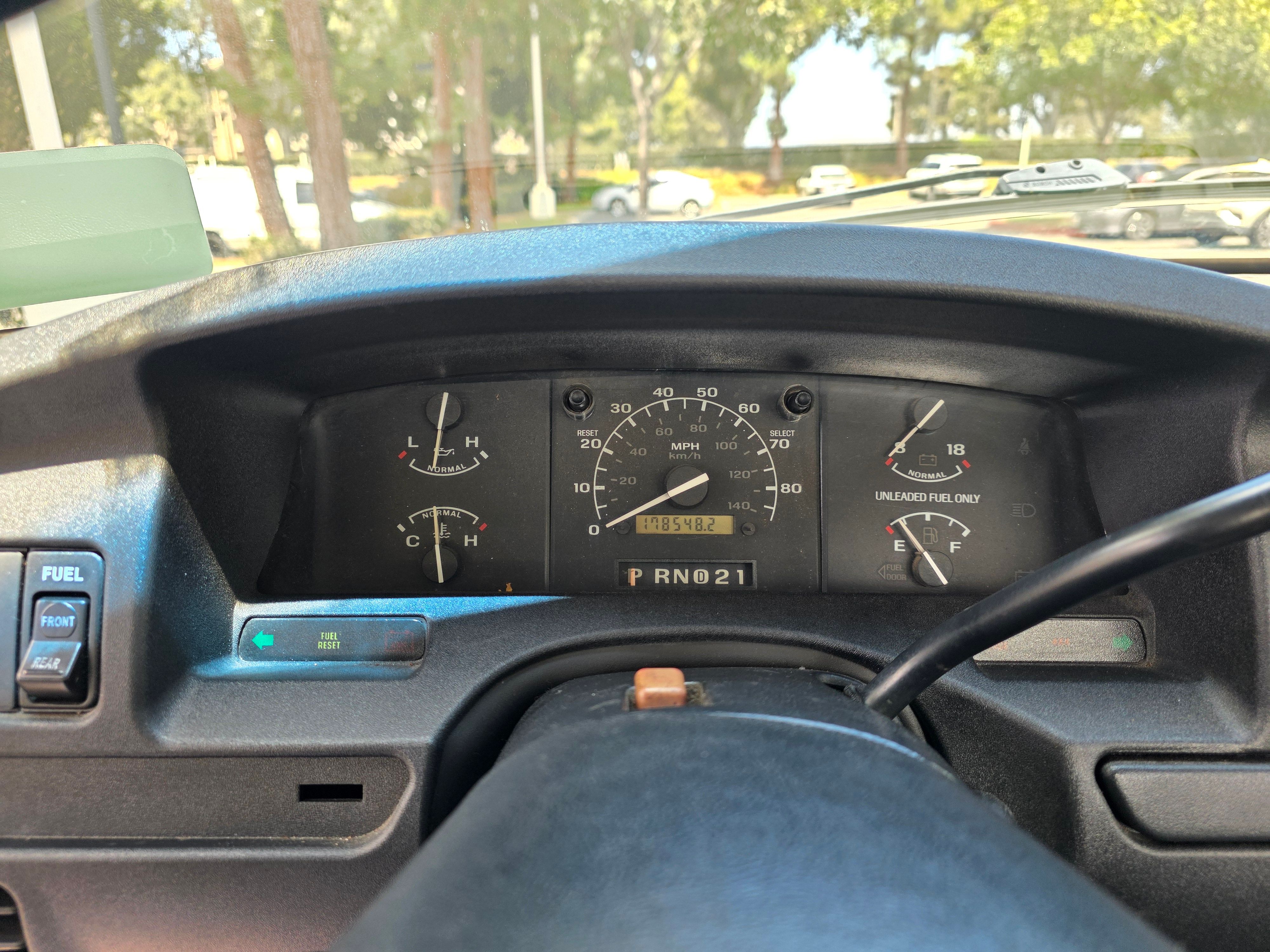Used 1997 Ford F250 2WD Regular Cab Heavy Duty image 11