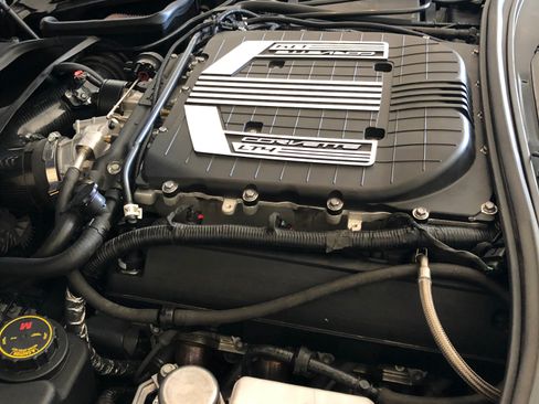 Used 2017 Chevrolet Corvette Grand Sport image 9