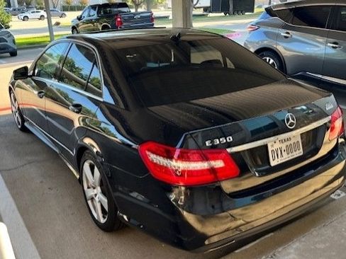 Used 2010 Mercedes-Benz E 350 Sedan image 6
