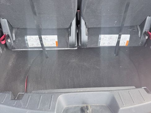 Used 2019 Ford Explorer XLT AWD/4WD image 14