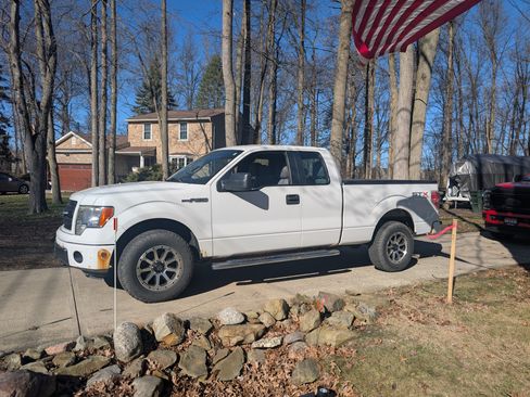 Used 2013 Ford F150 STX w/ Mid Equipment Group image 6