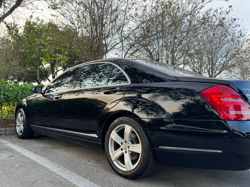 Used 2010 Mercedes-Benz S 550 image 4