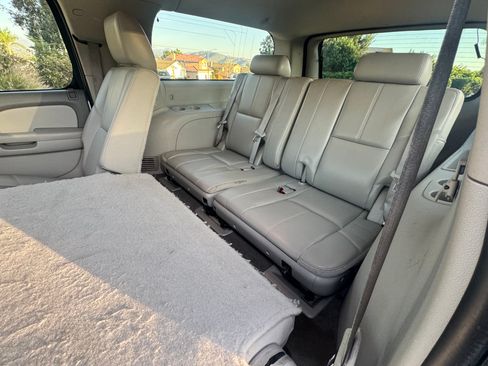 Used 2014 GMC Yukon XL SLT image 10