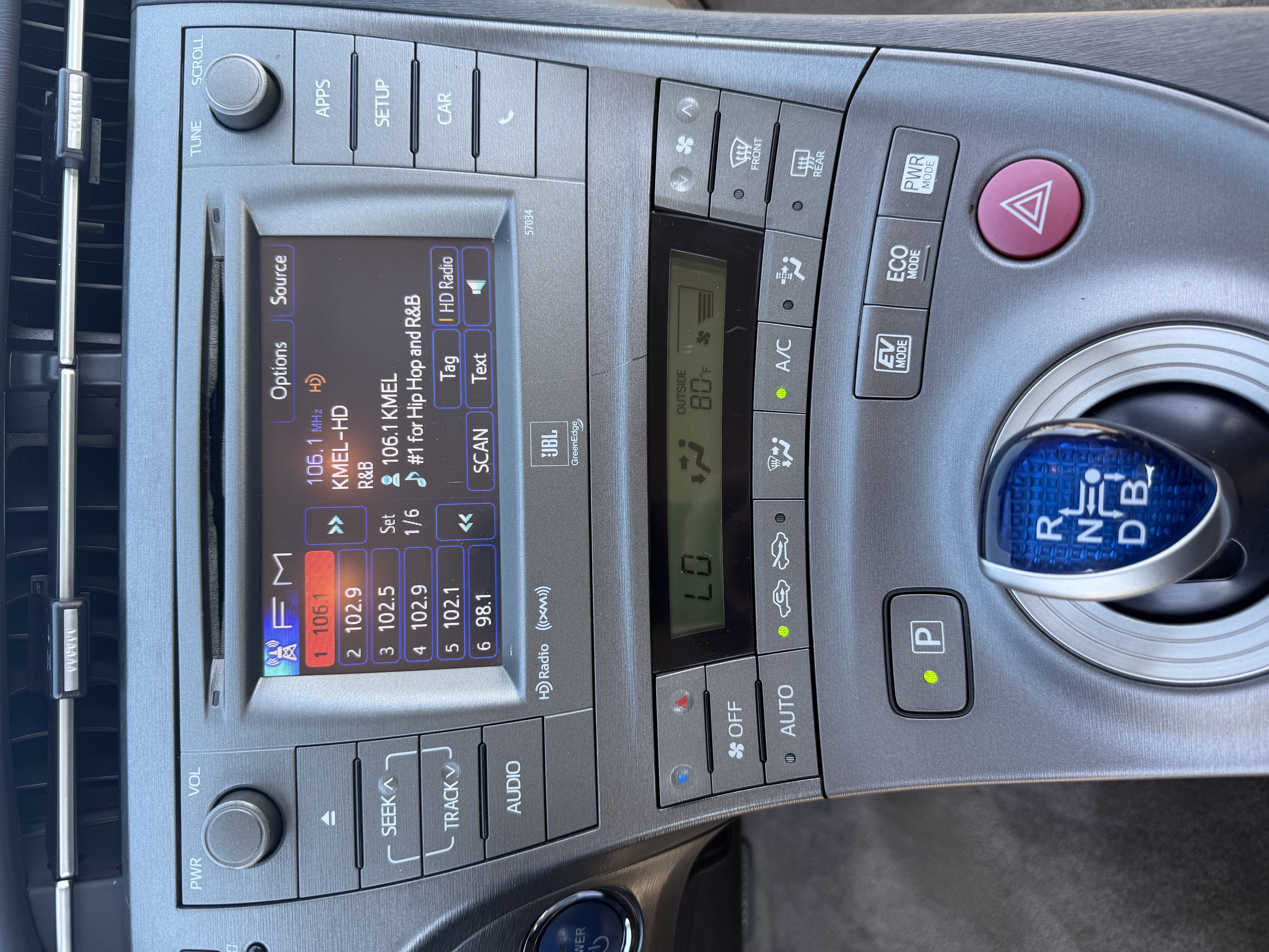 Used 2015 Toyota Prius Four FWD image 17
