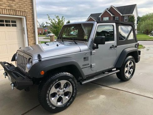 Used 2013 Jeep Wrangler Sport w/ Connectivity Group AWD/4WD image 2