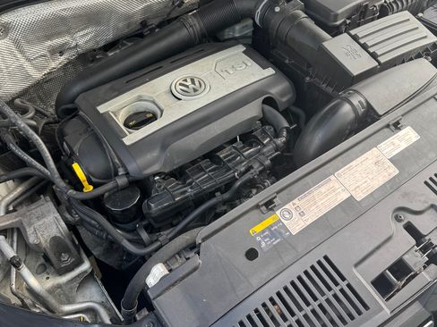 Used 2016 Volkswagen Tiguan SEL FWD image 11