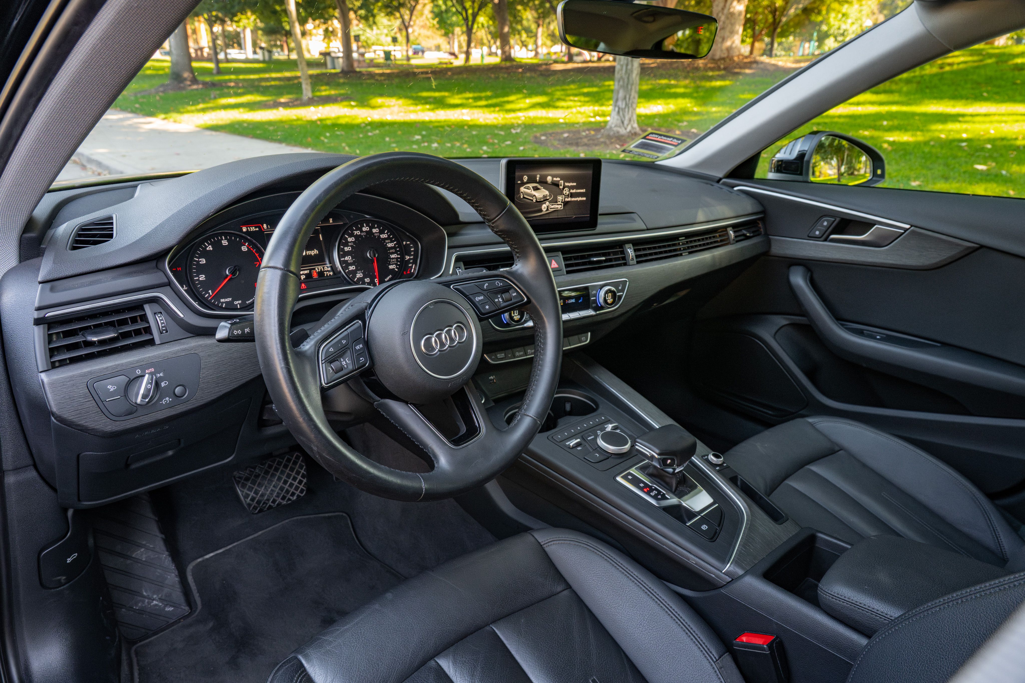 Used 2019 Audi A4 2.0T Premium w/ Convenience Package FWD image 11