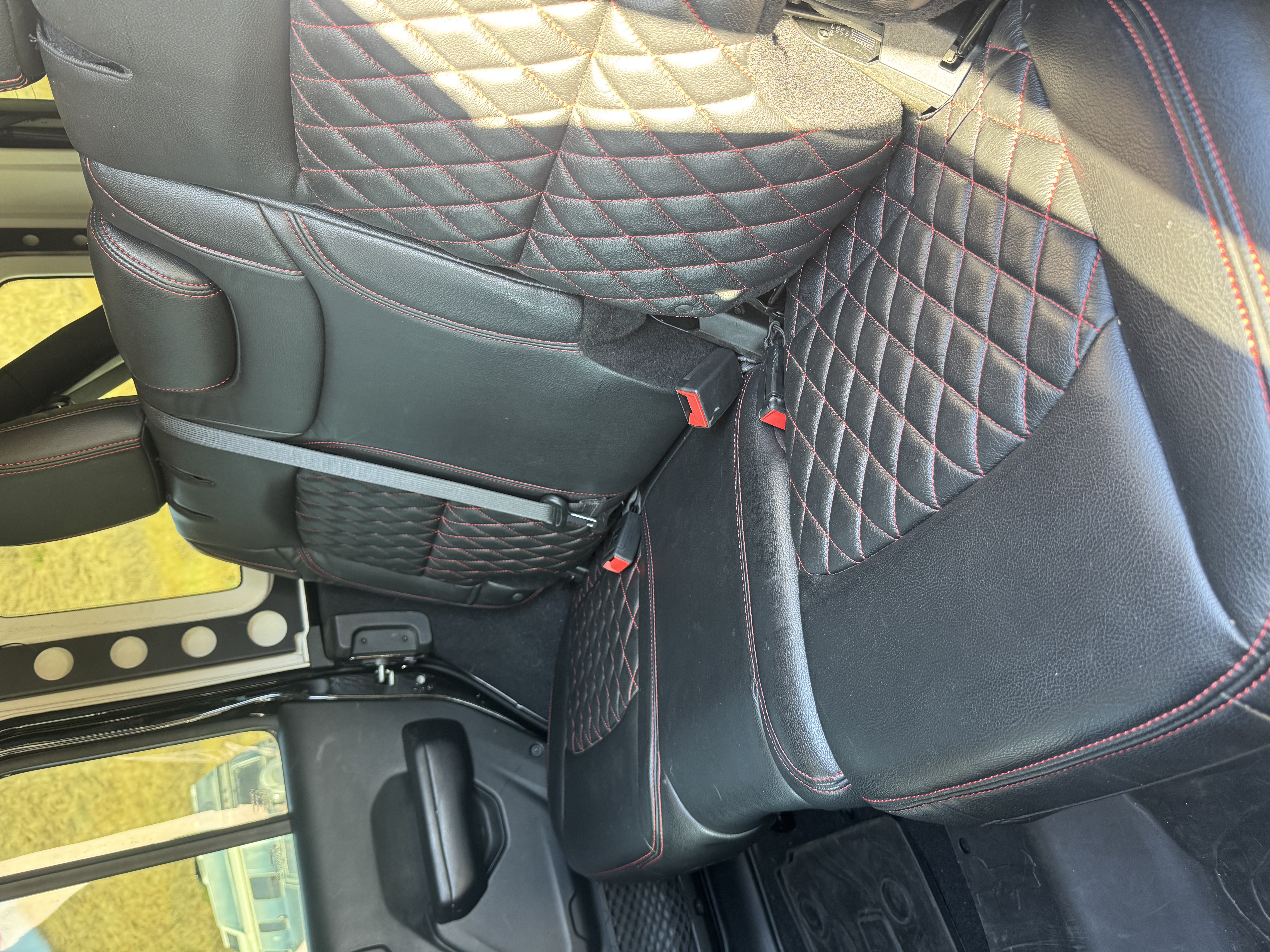 Used 2018 Jeep Wrangler Unlimited Sport S AWD/4WD image 15
