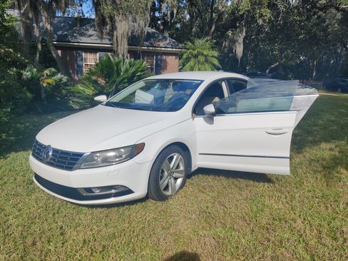 Used 2014 Volkswagen CC Sport image 7