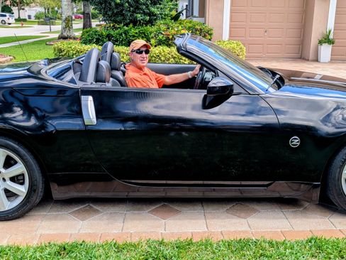 Used 2004 Nissan 350Z Touring image 8