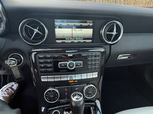 Used 2015 Mercedes-Benz SLK 350 SLK 350 Roadster 2D image 11