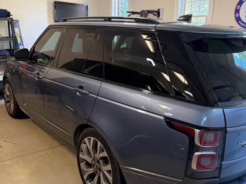 Used 2020 Land Rover Range Rover HSE AWD/4WD image 2