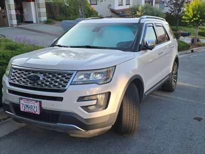 Used 2017 Ford Explorer Platinum