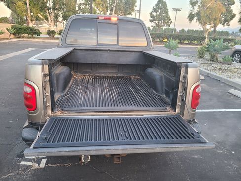 Used 2002 Ford F150 2WD SuperCrew image 11