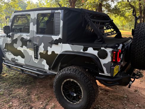 Used 2016 Jeep Wrangler Unlimited Sport w/ Quick Order Package 24S image 6