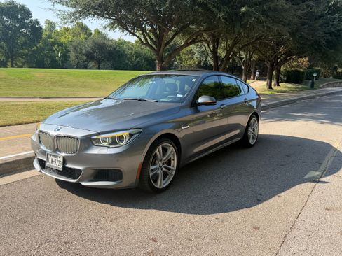 Used 2015 BMW 550i Gran Turismo RWD image 1