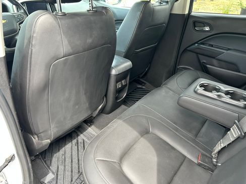 Used 2021 Chevrolet Colorado Z71 w/ Safety Package AWD/4WD image 26