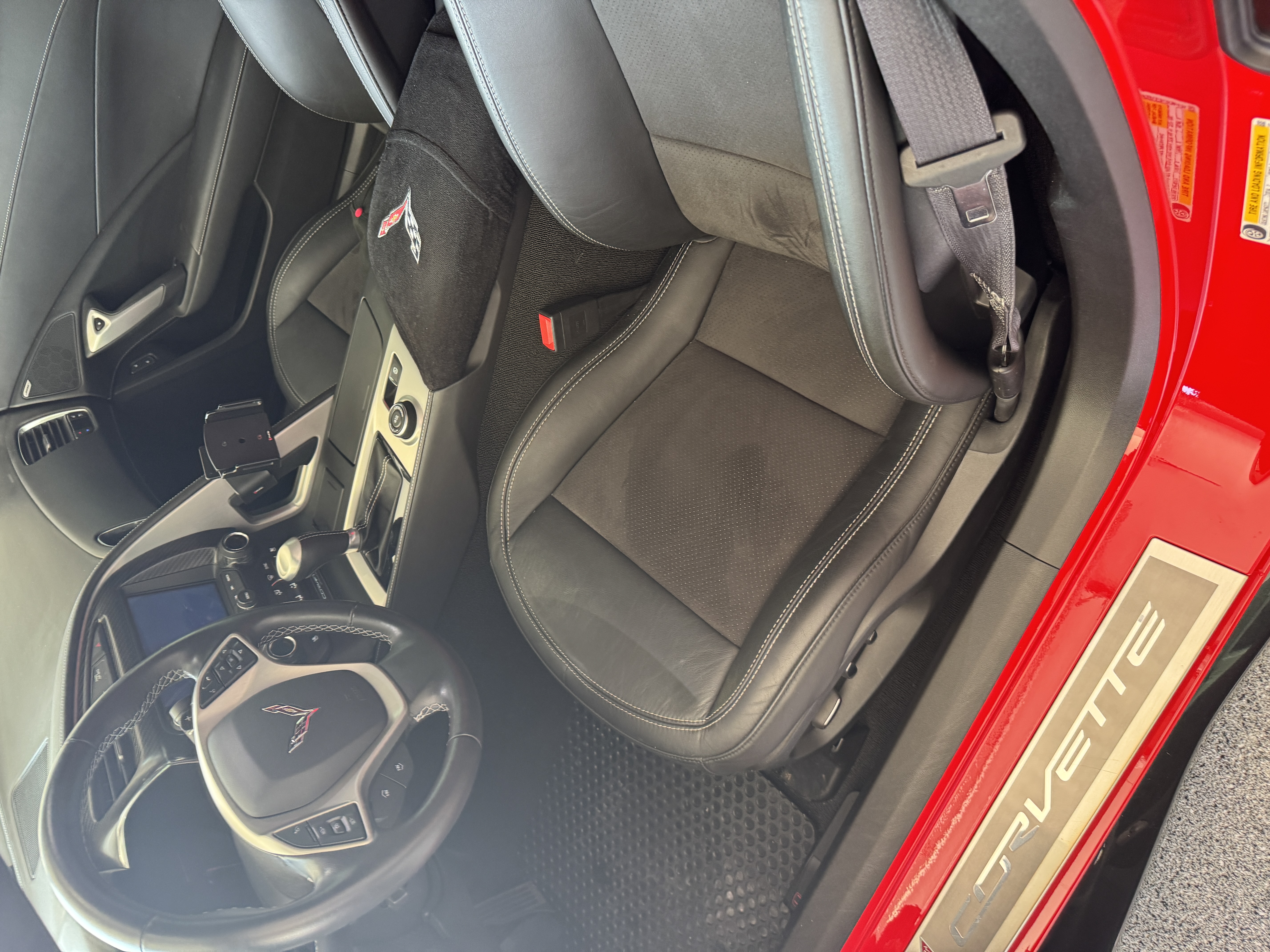 Used 2014 Chevrolet Corvette Stingray Convertible w/ 3LT Preferred Equipment Group RWD image 4