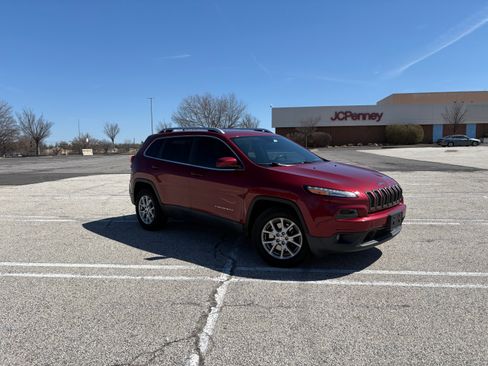 Used 2014 Jeep Cherokee Latitude image 6