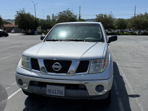 Used 2006 Nissan Frontier SE w/ (P01) Power Pkg RWD image 12