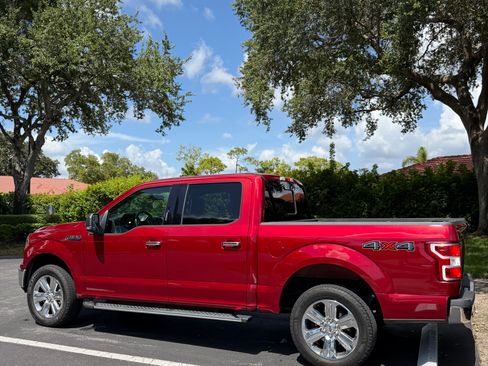 Used 2018 Ford F150 XLT w/ Equipment Group 302A Luxury AWD/4WD image 4