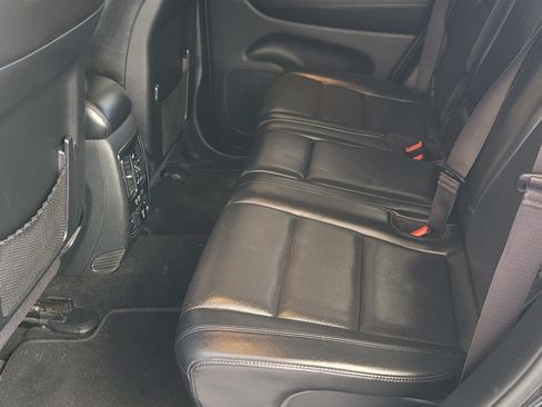 Used 2019 Jeep Grand Cherokee Limited w/ Luxury Group II image 12