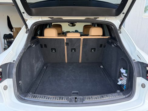 Used 2017 Porsche Macan S image 11