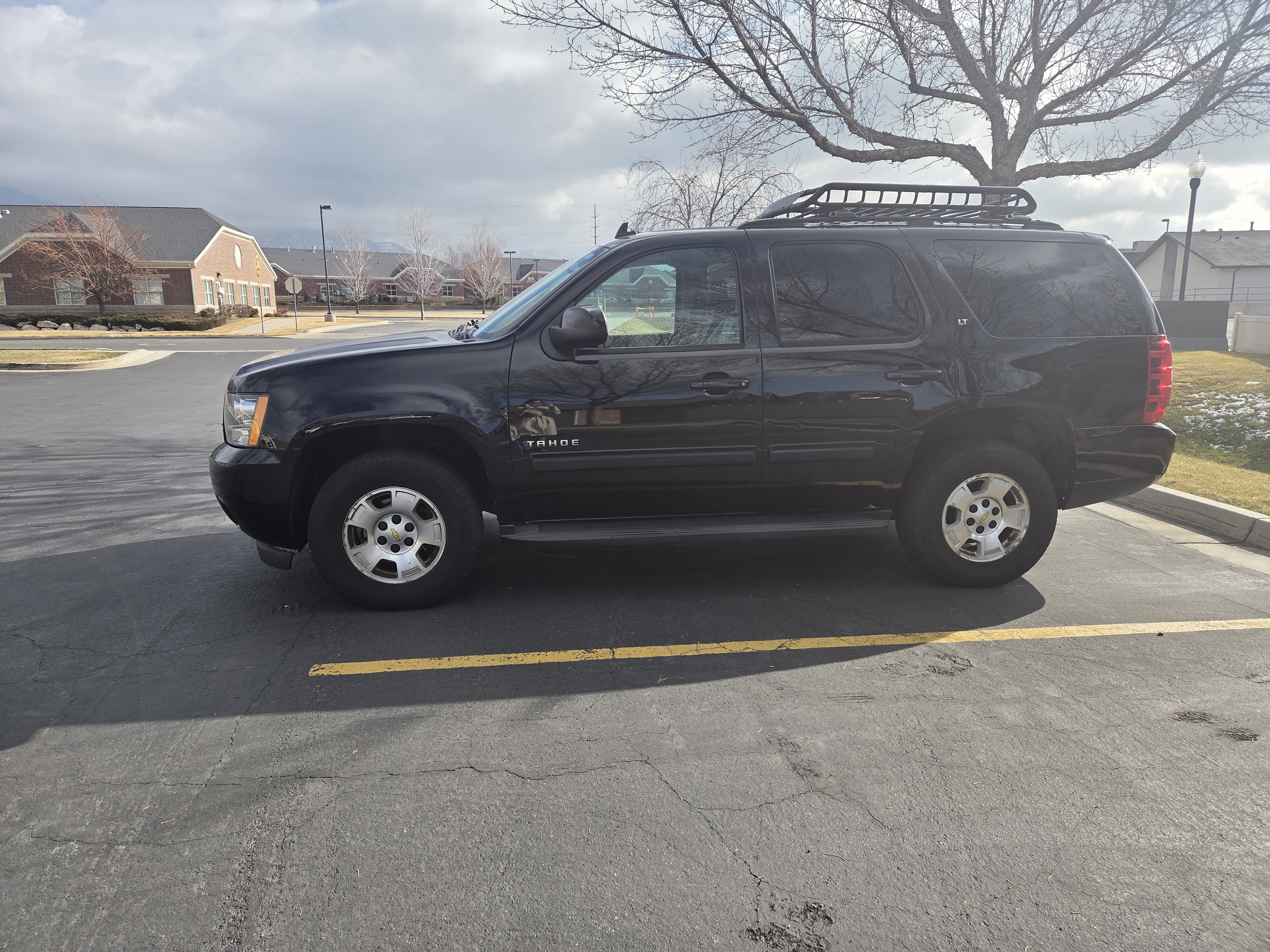 Used 2013 Chevrolet Tahoe LT AWD/4WD image 4