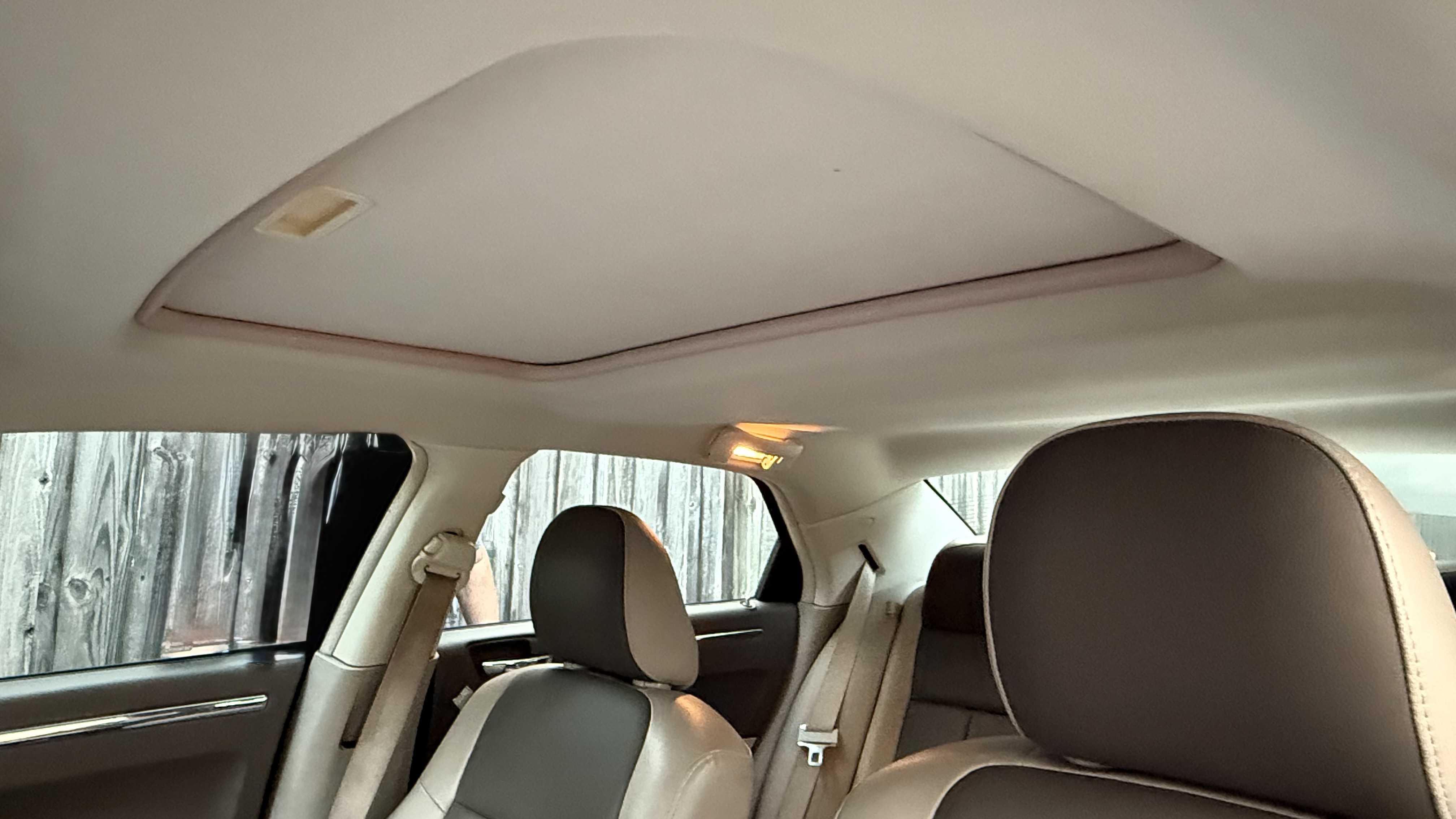 Used 2008 Chrysler 300 Touring RWD image 11