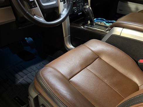 Used 2013 Ford F150 Platinum AWD/4WD image 9