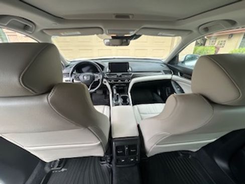 Used 2022 Honda Accord EX-L image 9