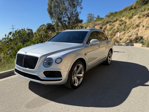 Used 2019 Bentley Bentayga image 10