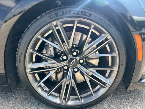 Used 2023 Chevrolet Camaro ZL1 RWD image 13