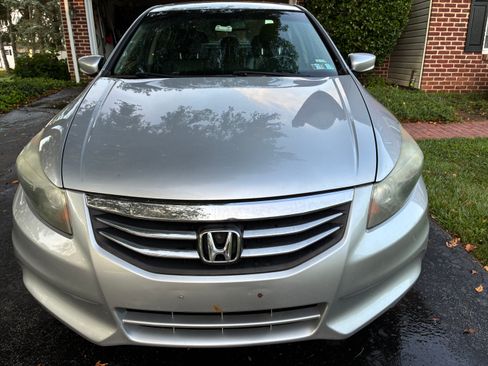 Used 2012 Honda Accord EX-L image 2