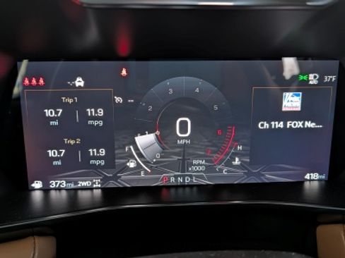 Used 2026 GMC Canyon AT4 image 1