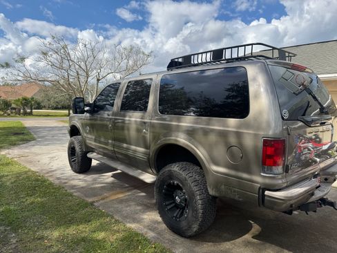 Used 2003 Ford Excursion Limited image 5
