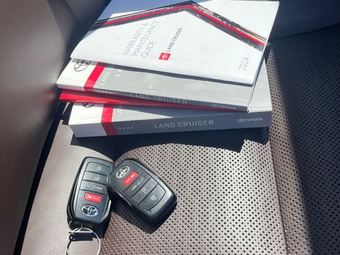 Used 2024 Toyota Land Cruiser w/ Premium Package image 16