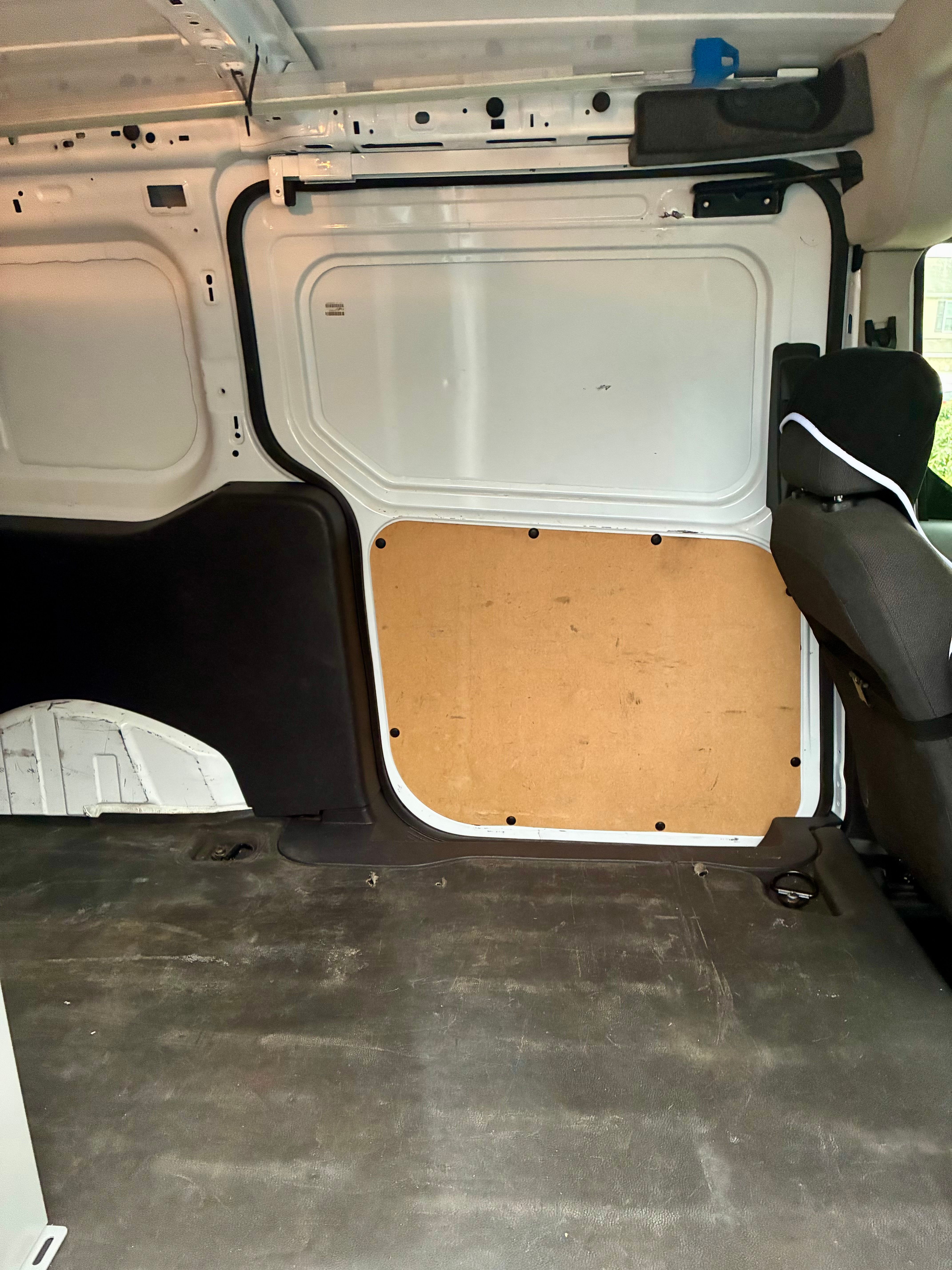 Used 2017 Ford Transit Connect XL FWD image 19