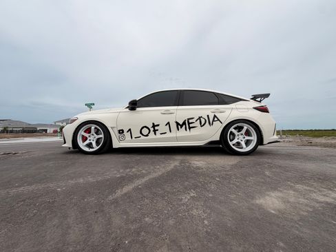 Used 2025 Honda Civic Type R image 31